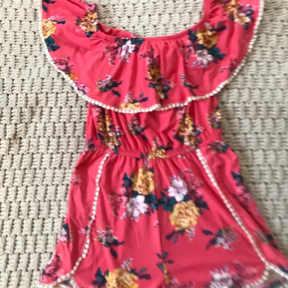 WOMEN'S ROMPER, FLORAL, SIZE SMALL (OFF OR ON SHOULDER) STRETCH - Picture 1 of 4